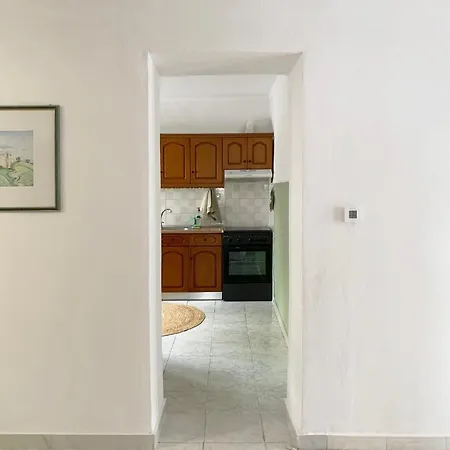Garden House Retreat شقة